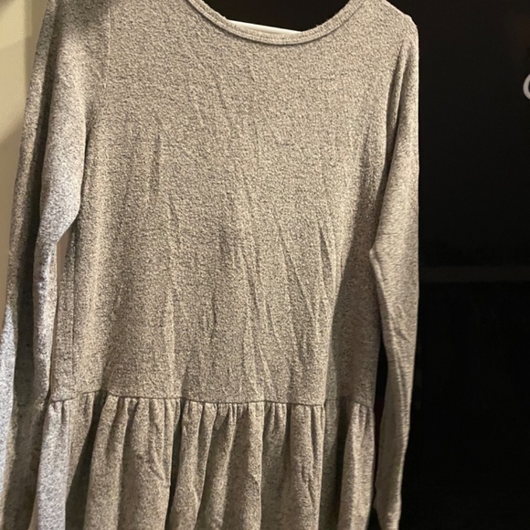 Clothes - Picture 13 of 16